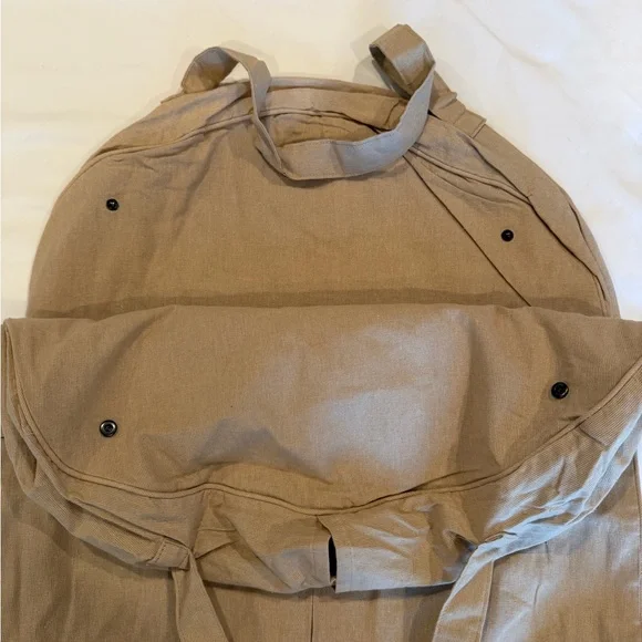 Gucci Garment Bag - Picture 6 of 9